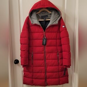 NWT Tommy Hilfiger Women's Red Hooded Puffer Coat